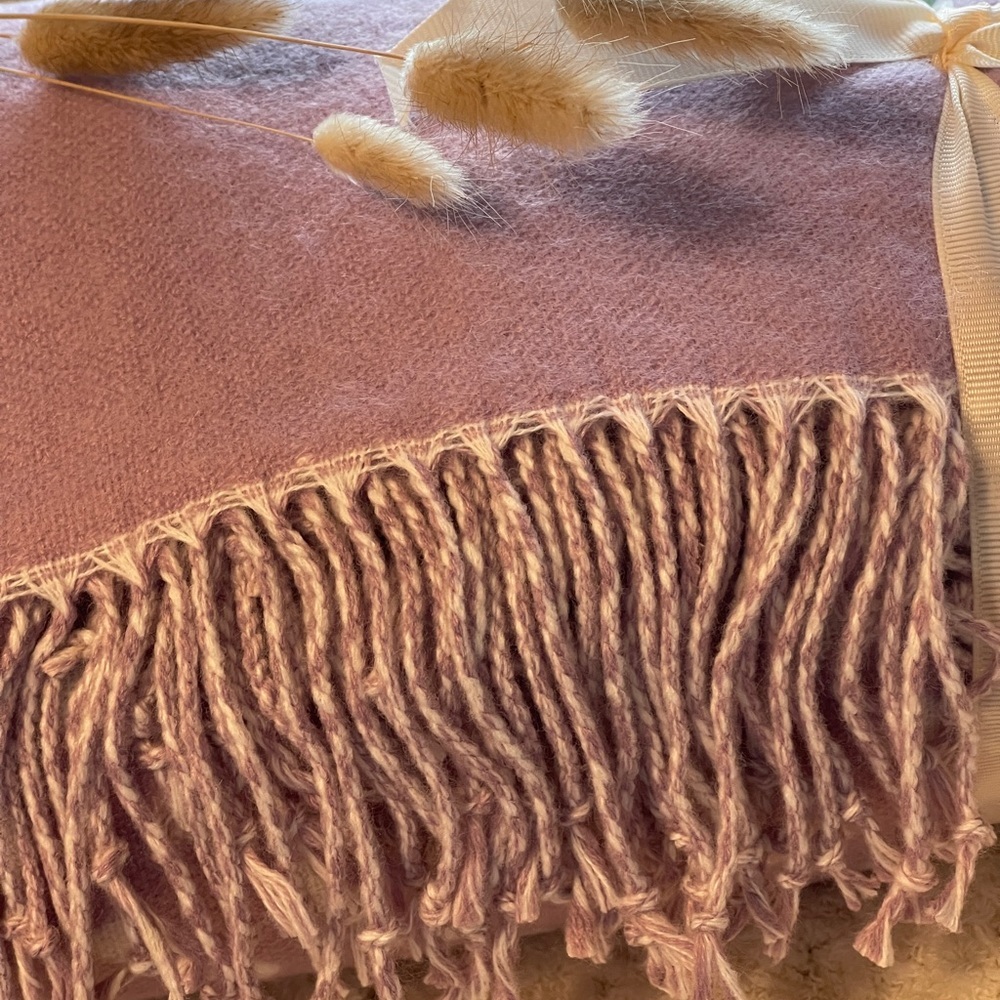 HOME REFLECTIONS Dot Throw with Fringe reversible In Lilac - Picture 11 of 13